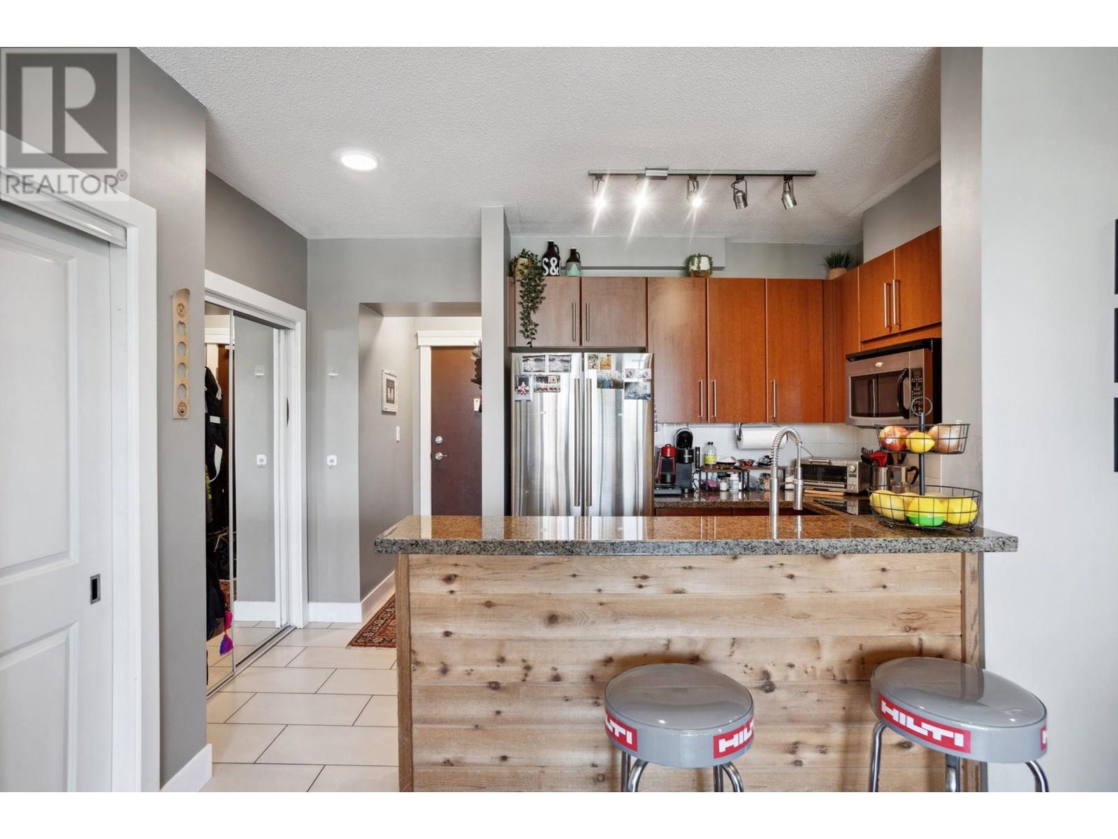 1401 15 E Royal Avenue, New Westminster, British Columbia  V3L 0A9 - Photo 11 - R3013582