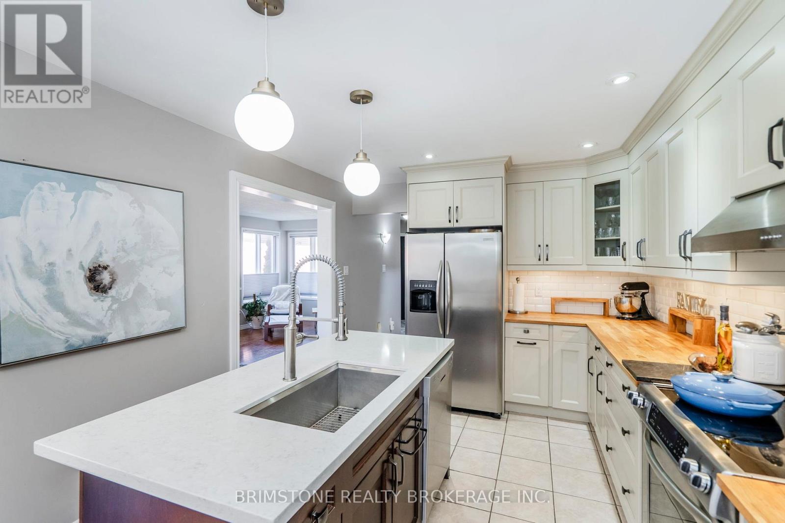 114 Ward Drive, Barrie, Ontario  L4N 8A5 - Photo 10 - S12210016
