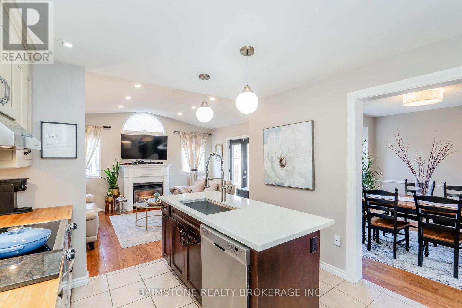114 Ward Drive, Barrie, Ontario  L4N 8A5 - Photo 11 - S12210016