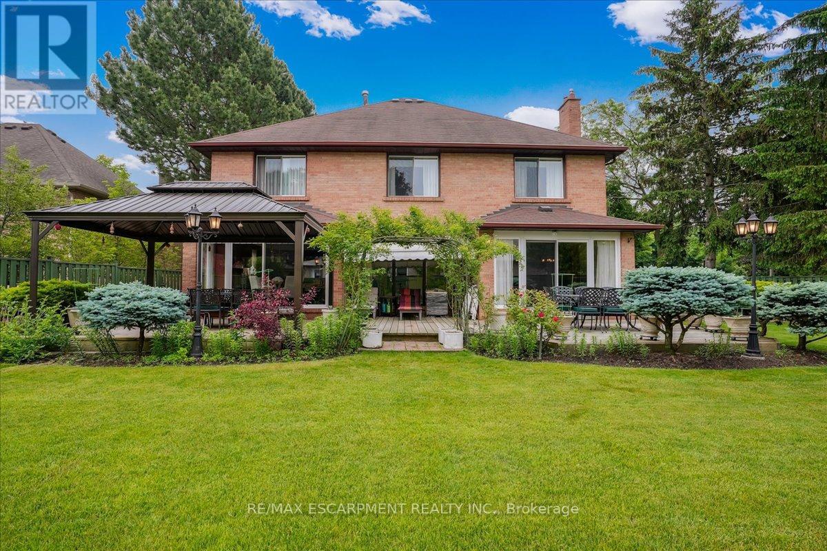 4053 Cabot Trail, Mississauga (Erin Mills), Ontario  L5L 3K2 - Photo 30 - W12093609