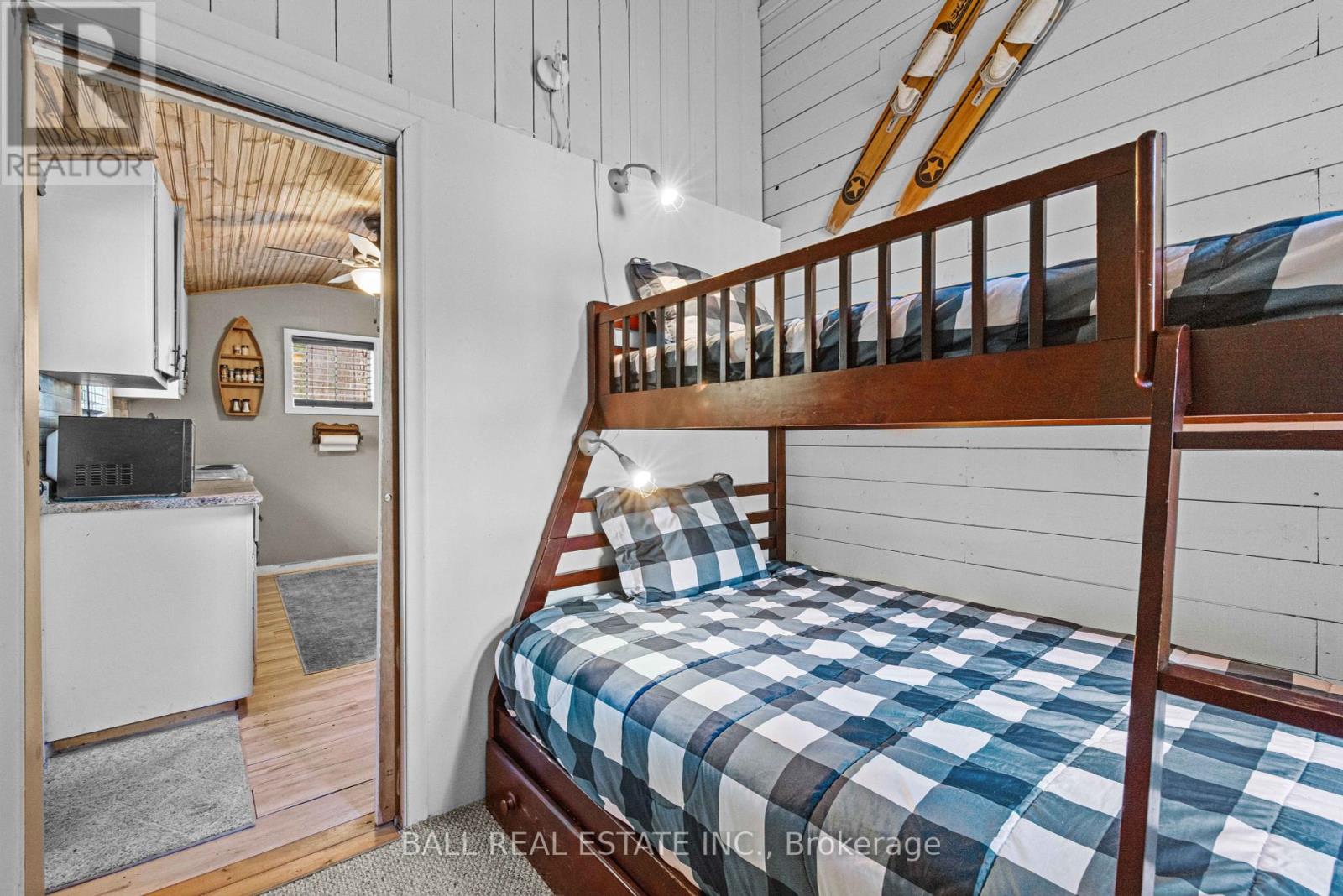 53 Rustic Bay Street, Kawartha Lakes, Ontario  K9V 4R6 - Photo 27 - X12210195