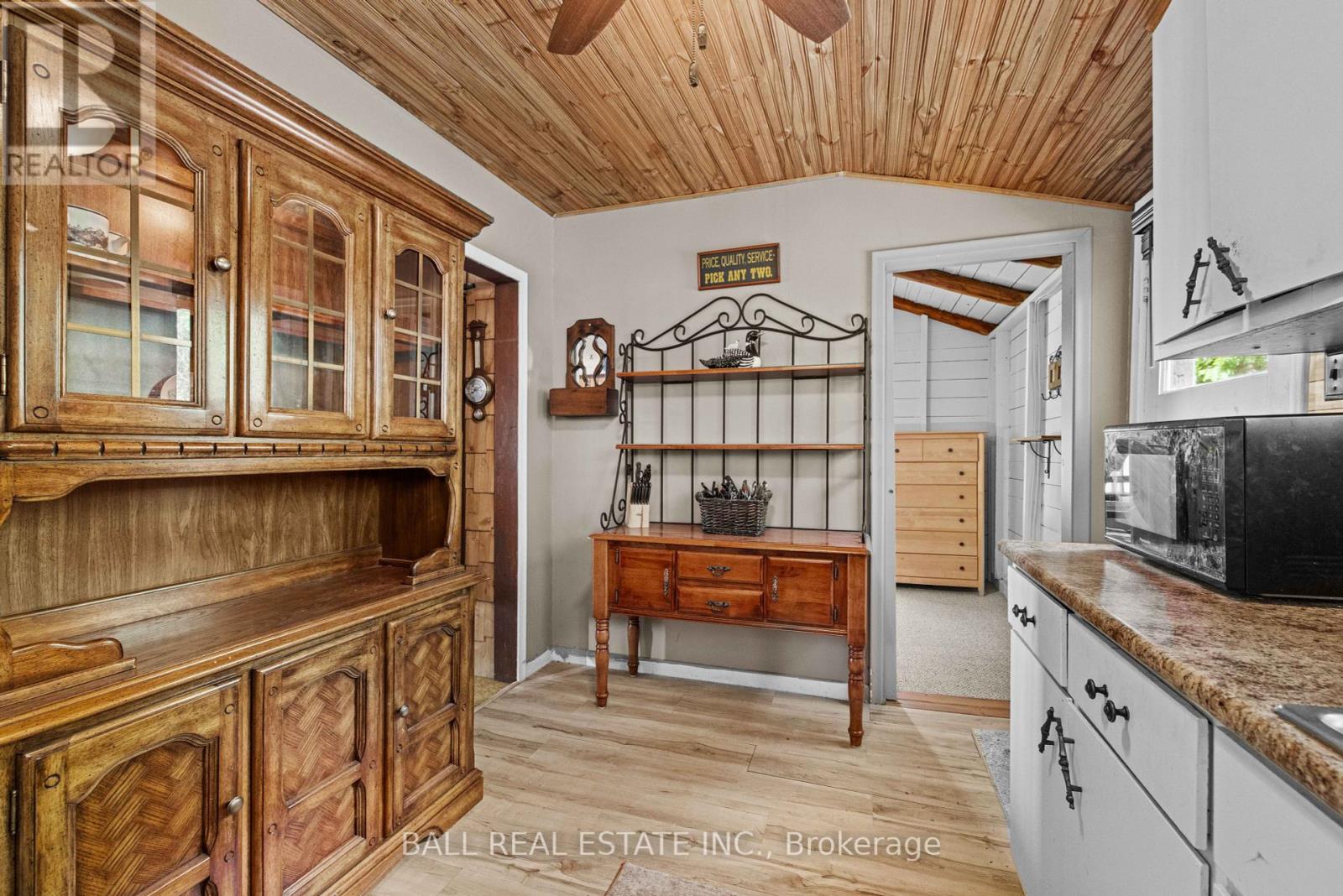 53 Rustic Bay Street, Kawartha Lakes, Ontario  K9V 4R6 - Photo 24 - X12210195