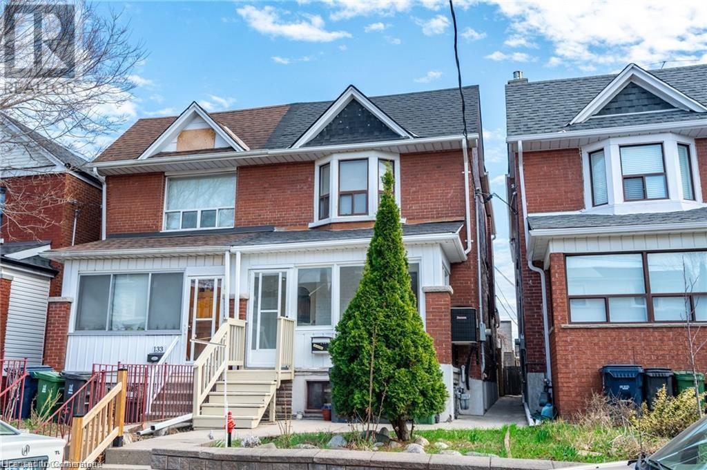 135 Hope Street, Toronto, Ontario  M6E 1K2 - Photo 2 - 40738993