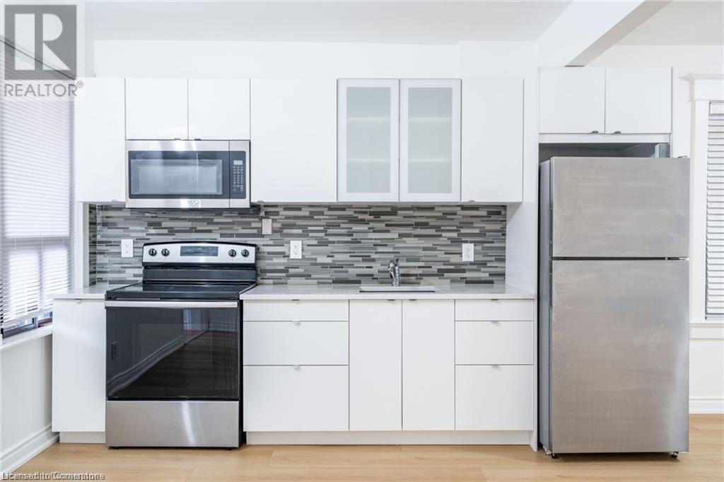 135 Hope Street, Toronto, Ontario  M6E 1K2 - Photo 8 - 40738993