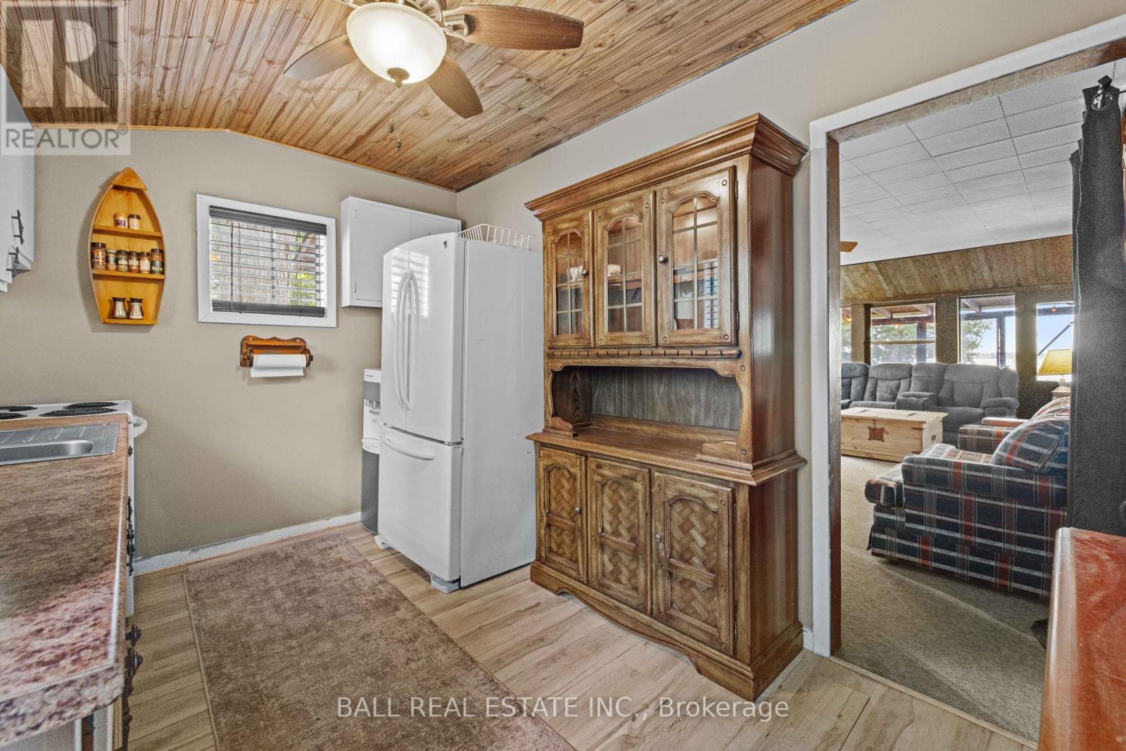 53 Rustic Bay Street, Kawartha Lakes, Ontario  K9V 4R6 - Photo 26 - X12210195