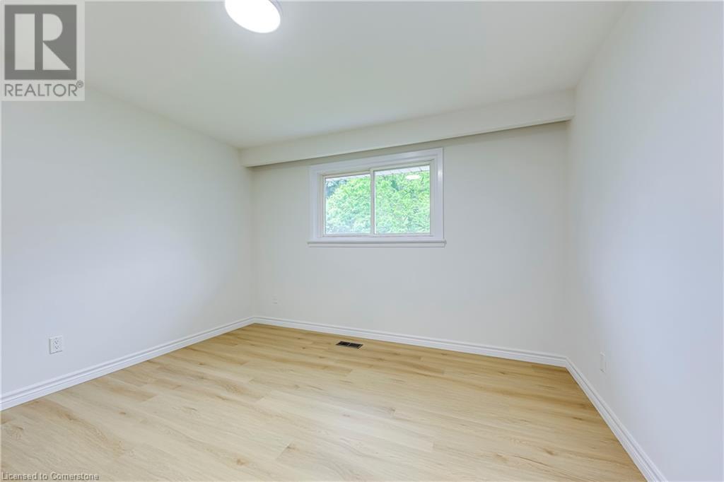 564 Dynes Road, Burlington, Ontario  L7N 2V2 - Photo 19 - 40739502