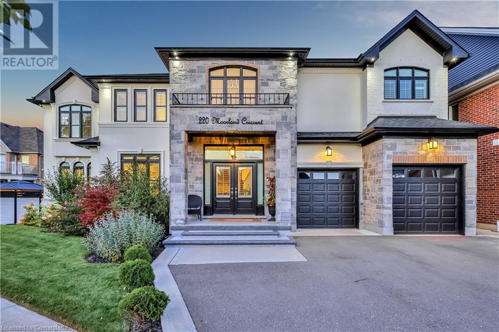 Property at 220 MOORLAND Crescent image 2