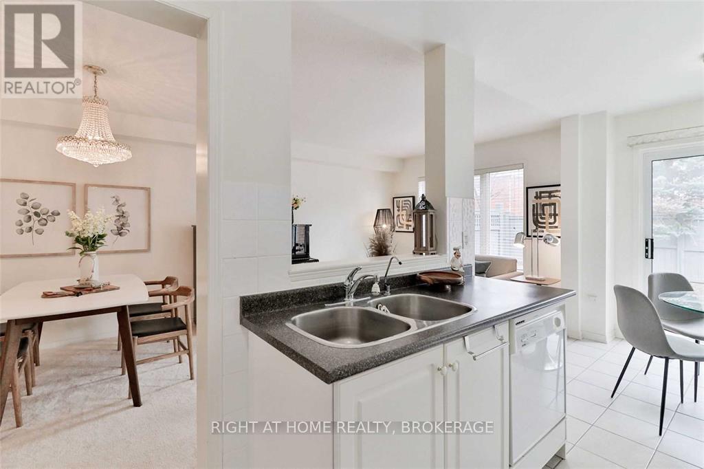 72 - 2665 Thomas Street W, Mississauga (Central Erin Mills), Ontario  L5M 6G6 - Photo 8 - W12209996