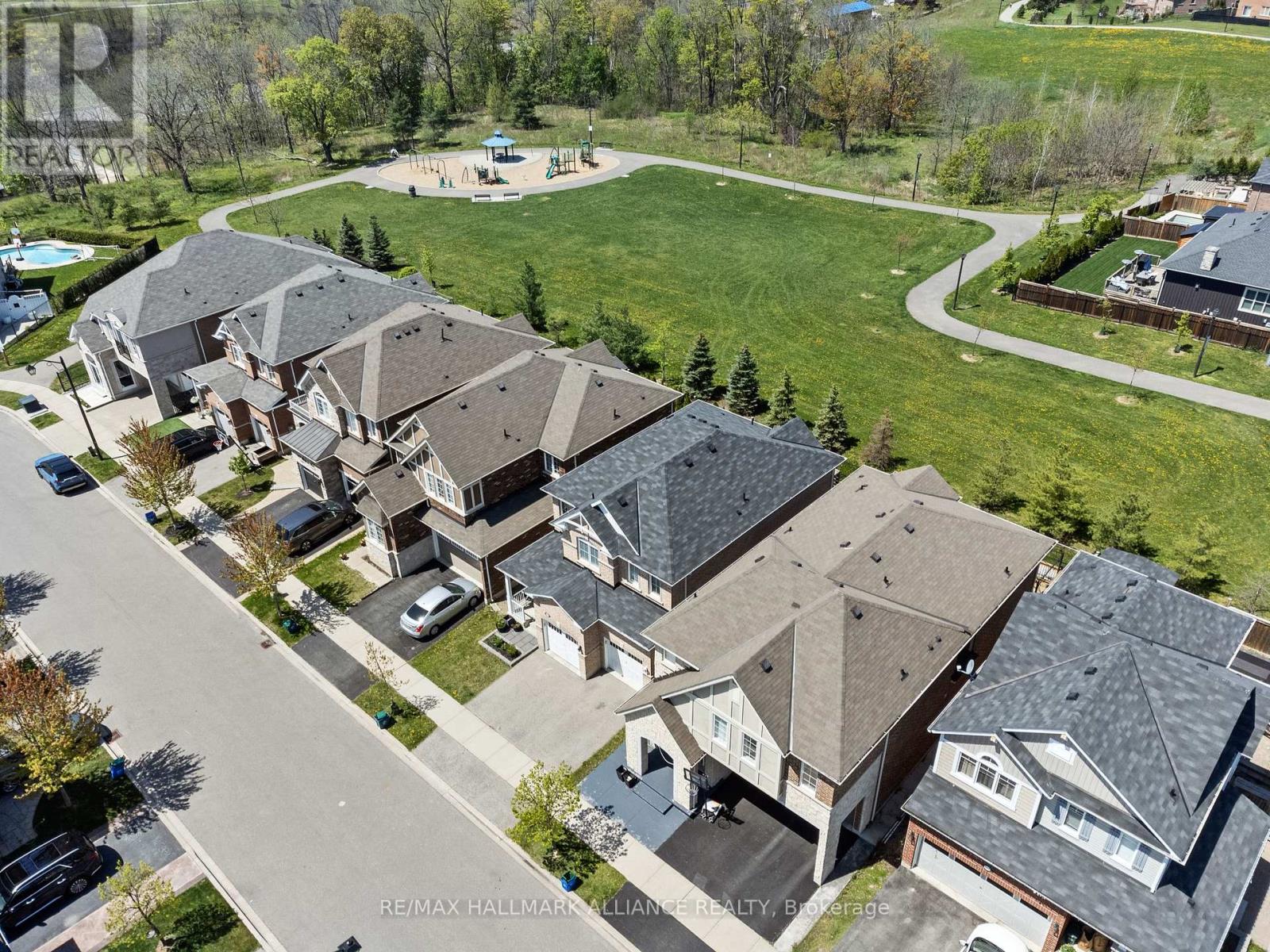 569 Langholm Street, Milton, Ontario  L9T 9A1 - Photo 40 - W12210001