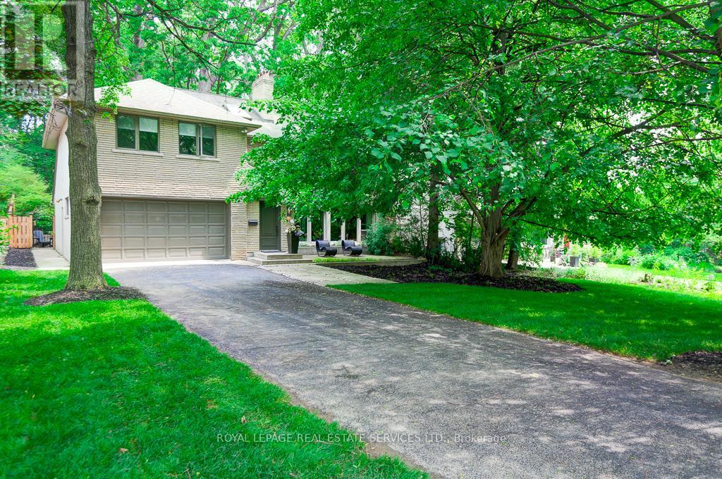 44 Anglesey Boulevard, Toronto (Edenbridge-Humber Valley), Ontario  M9A 3B5 - Photo 1 - W12210018