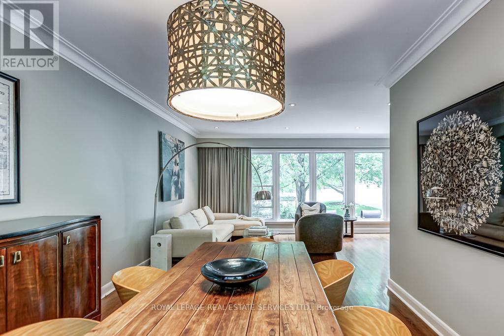 44 Anglesey Boulevard, Toronto (Edenbridge-Humber Valley), Ontario  M9A 3B5 - Photo 12 - W12210018