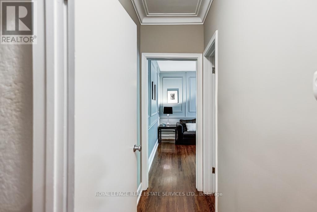 44 Anglesey Boulevard, Toronto (Edenbridge-Humber Valley), Ontario  M9A 3B5 - Photo 19 - W12210018
