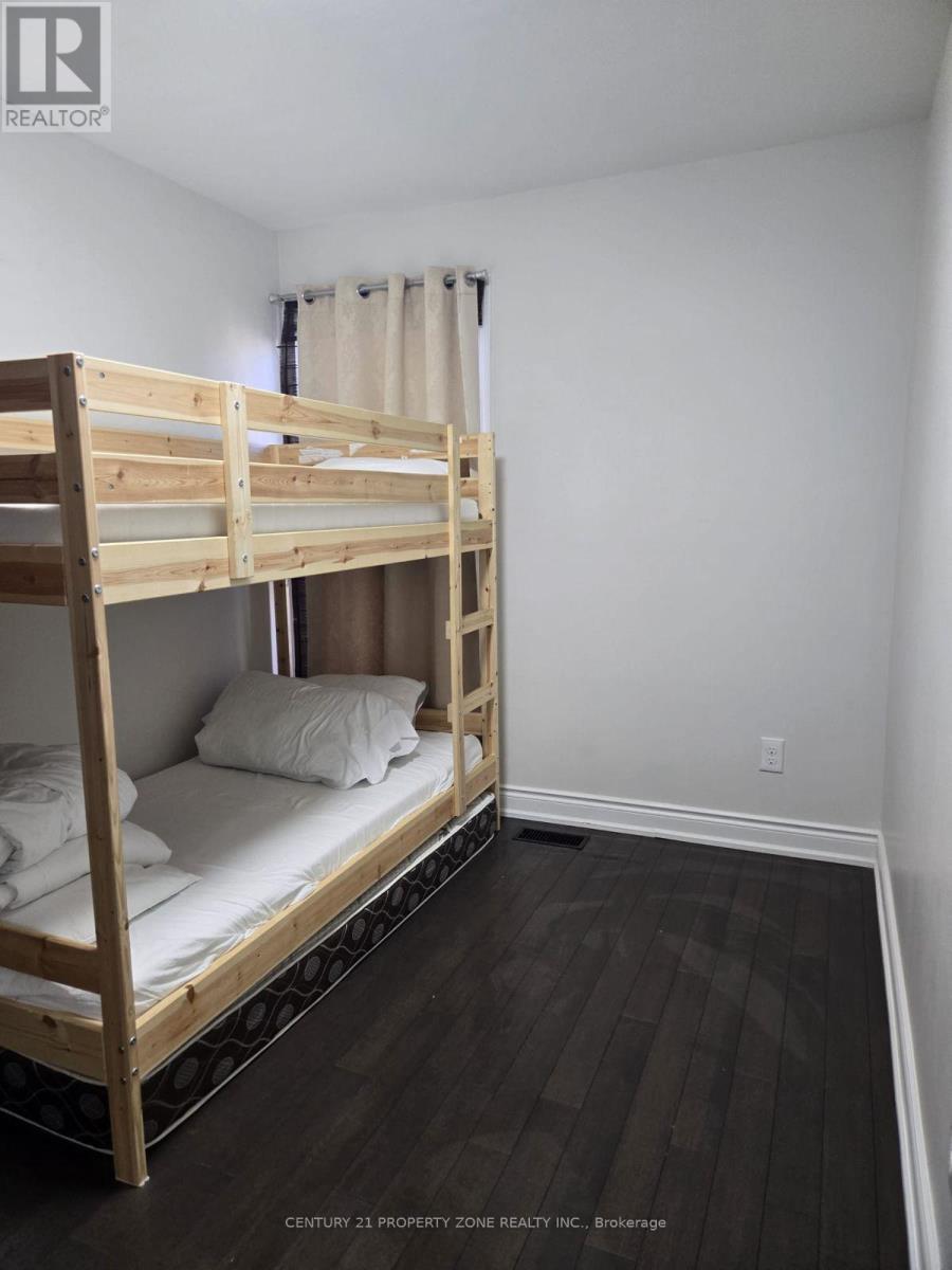 7 - 24 Reid Drive, Mississauga, Ontario  L5M 2A6 - Photo 10 - W12210062