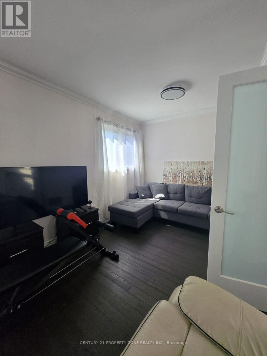 7 - 24 Reid Drive, Mississauga, Ontario  L5M 2A6 - Photo 14 - W12210062