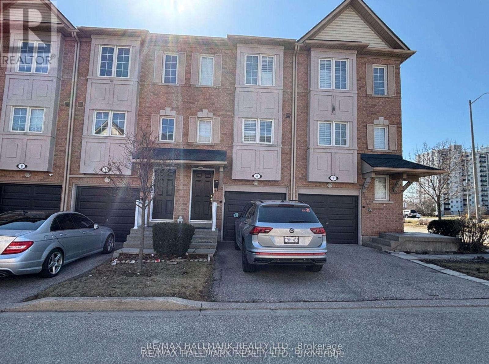 4 - 1128 Dundas Street W, Mississauga, Ontario  L5C 1E1 - Photo 1 - W12210095