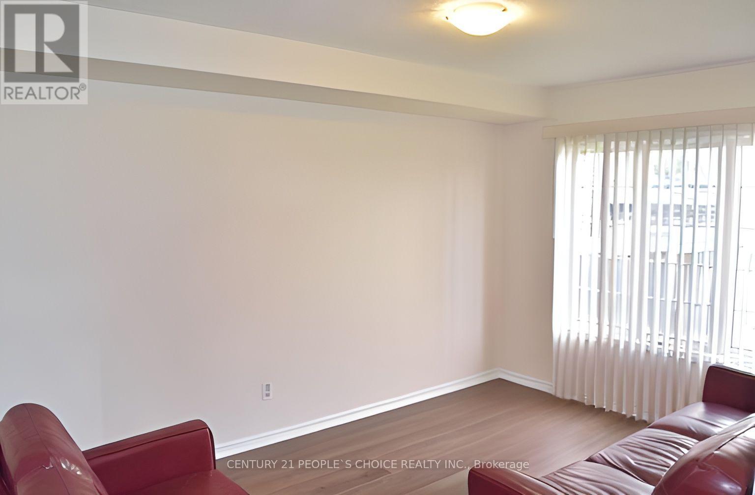 3323 Mikalda Road, Burlington, Ontario  L7M 0K8 - Photo 2 - W12210107