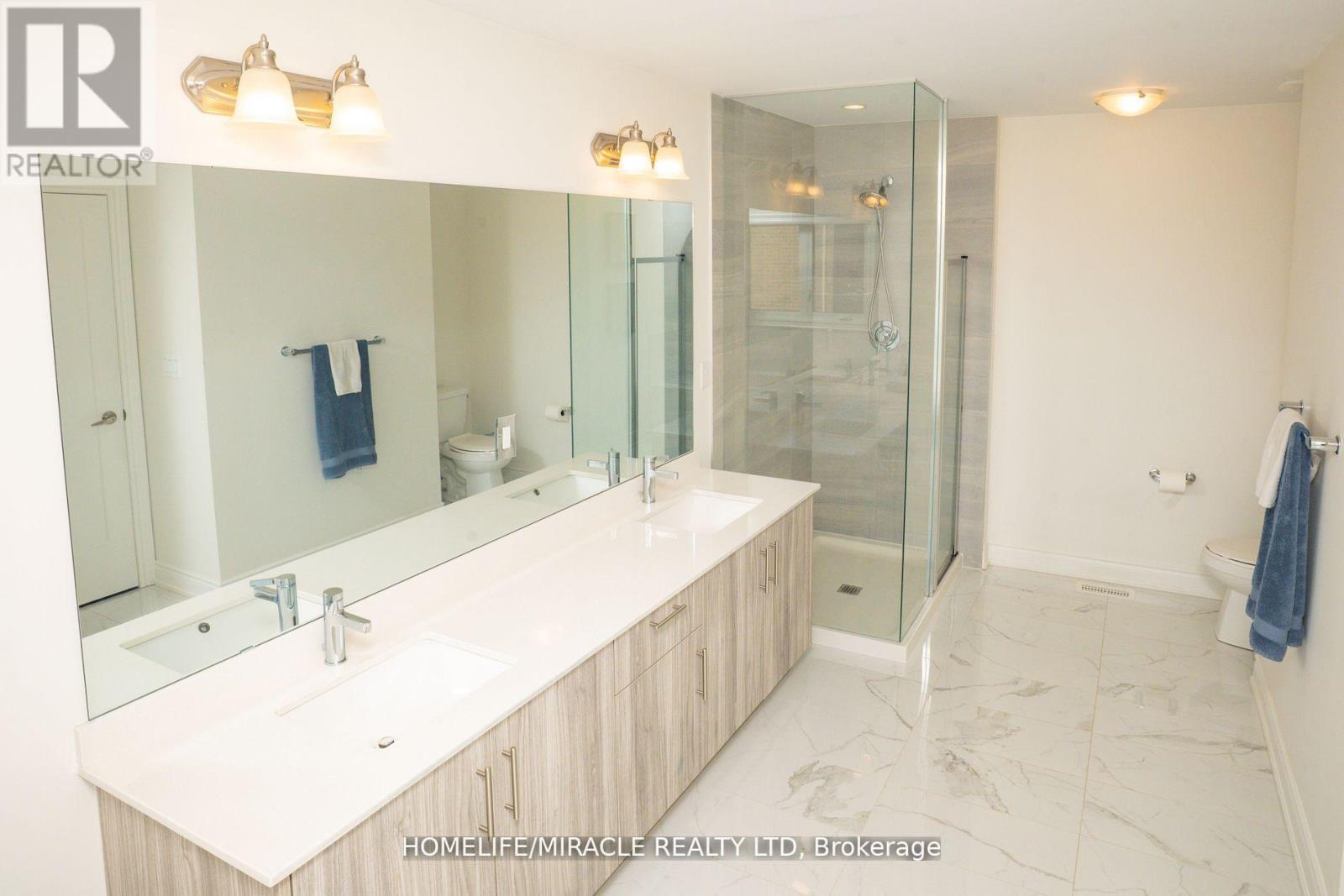 7 Kapikog Street, Brampton, Ontario  L6Y 6J6 - Photo 19 - W12210112
