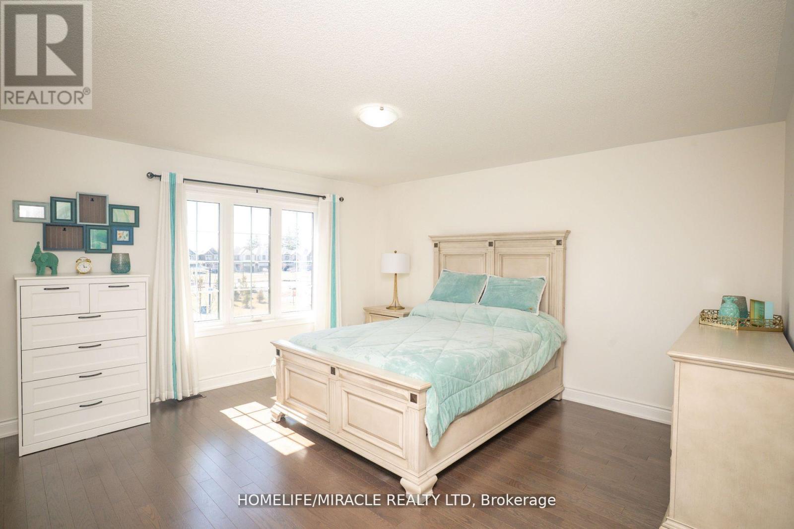 7 Kapikog Street, Brampton, Ontario  L6Y 6J6 - Photo 21 - W12210112