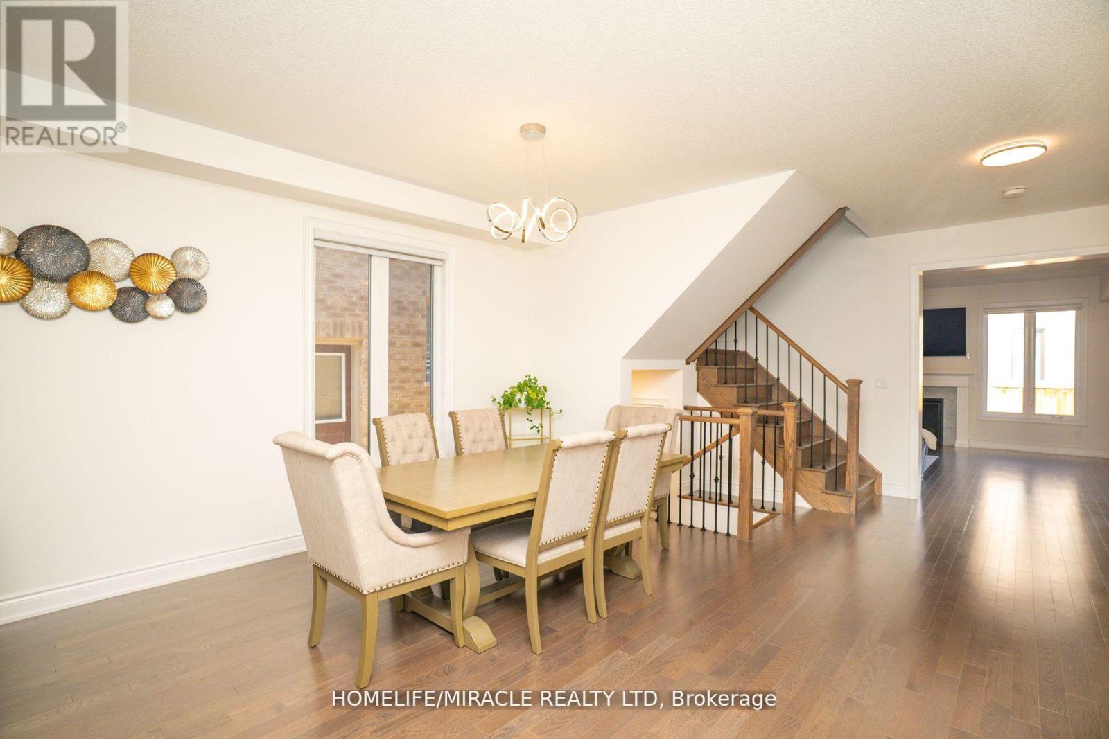 7 Kapikog Street, Brampton, Ontario  L6Y 6J6 - Photo 6 - W12210112