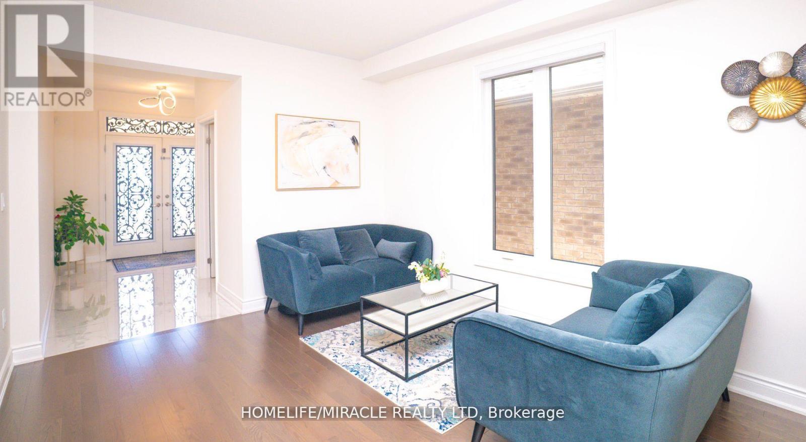 7 Kapikog Street, Brampton, Ontario  L6Y 6J6 - Photo 8 - W12210112