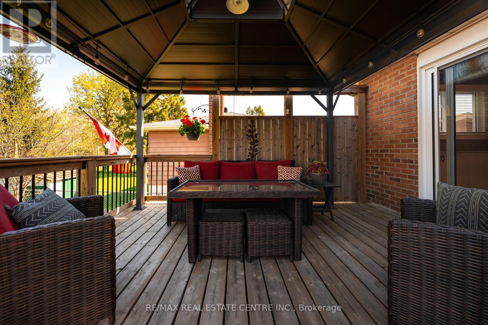 83 Highland Drive, Orangeville, Ontario  L9W 3J5 - Photo 4 - W12210124