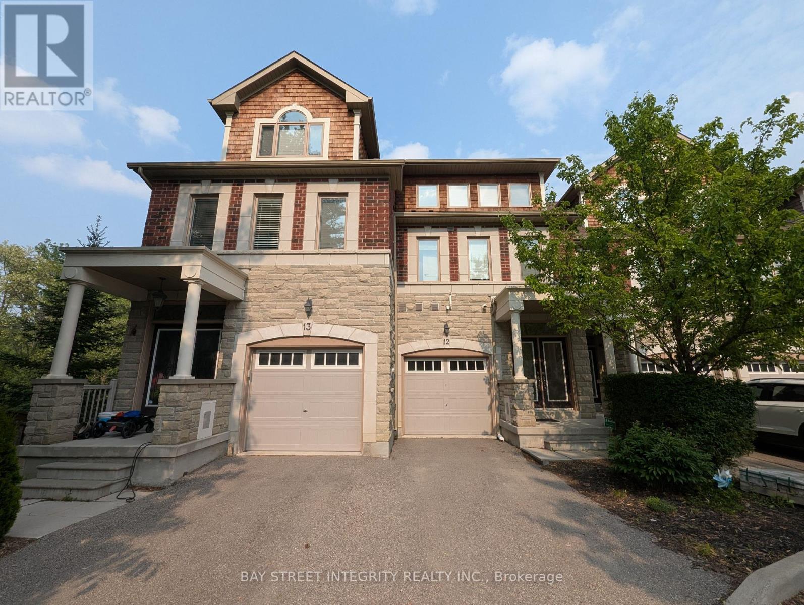 12 - 8469 Islington Avenue, Vaughan, Ontario  L4L 0G2 - Photo 1 - N12209426