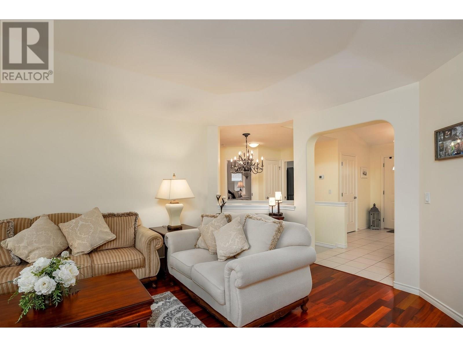 3973 Gallaghers Circle, Kelowna, British Columbia  V1W 3Z9 - Photo 11 - 10345512