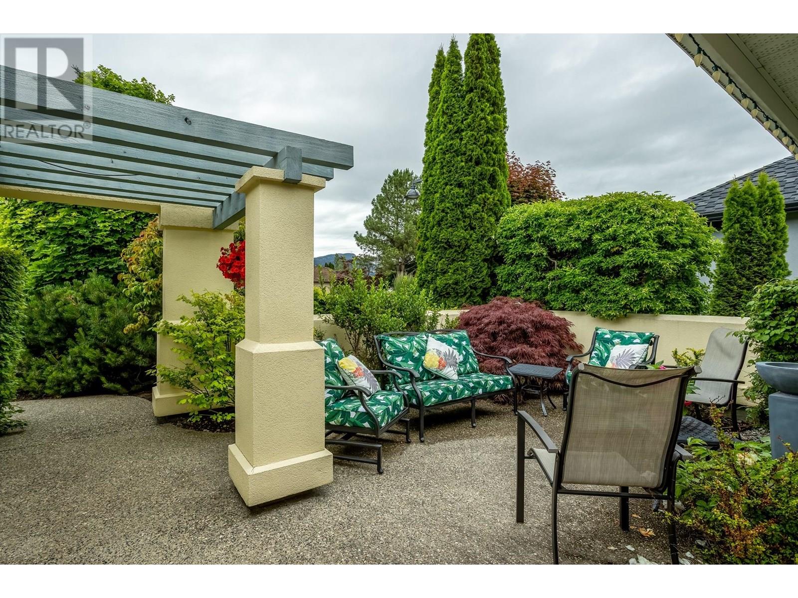 3973 Gallaghers Circle, Kelowna, British Columbia  V1W 3Z9 - Photo 2 - 10345512