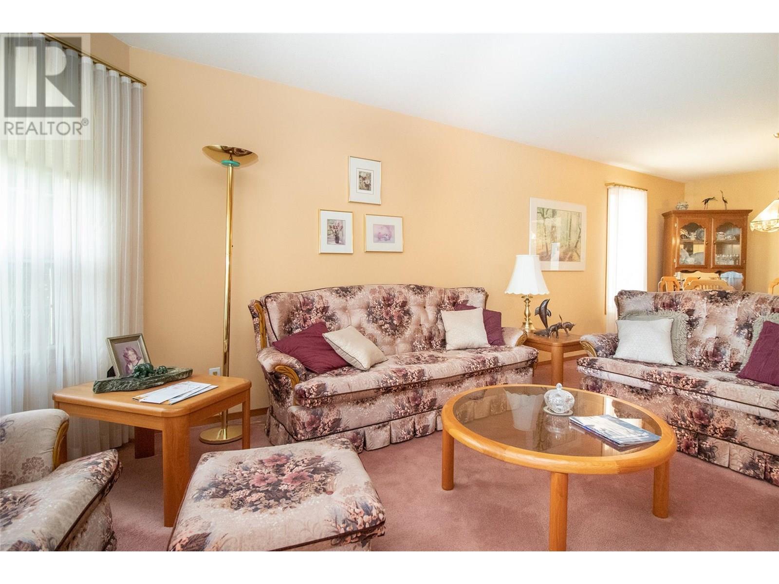 1201 Cameron Avenue Unit# 7, Kelowna, British Columbia  V1W 3R7 - Photo 3 - 10348577