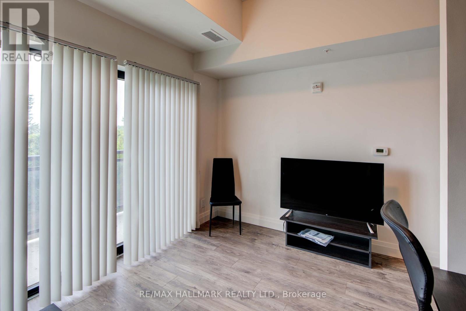 406 - 652 Princess Street, Kingston (Central City East), Ontario  K7L 1E5 - Photo 11 - X12209995