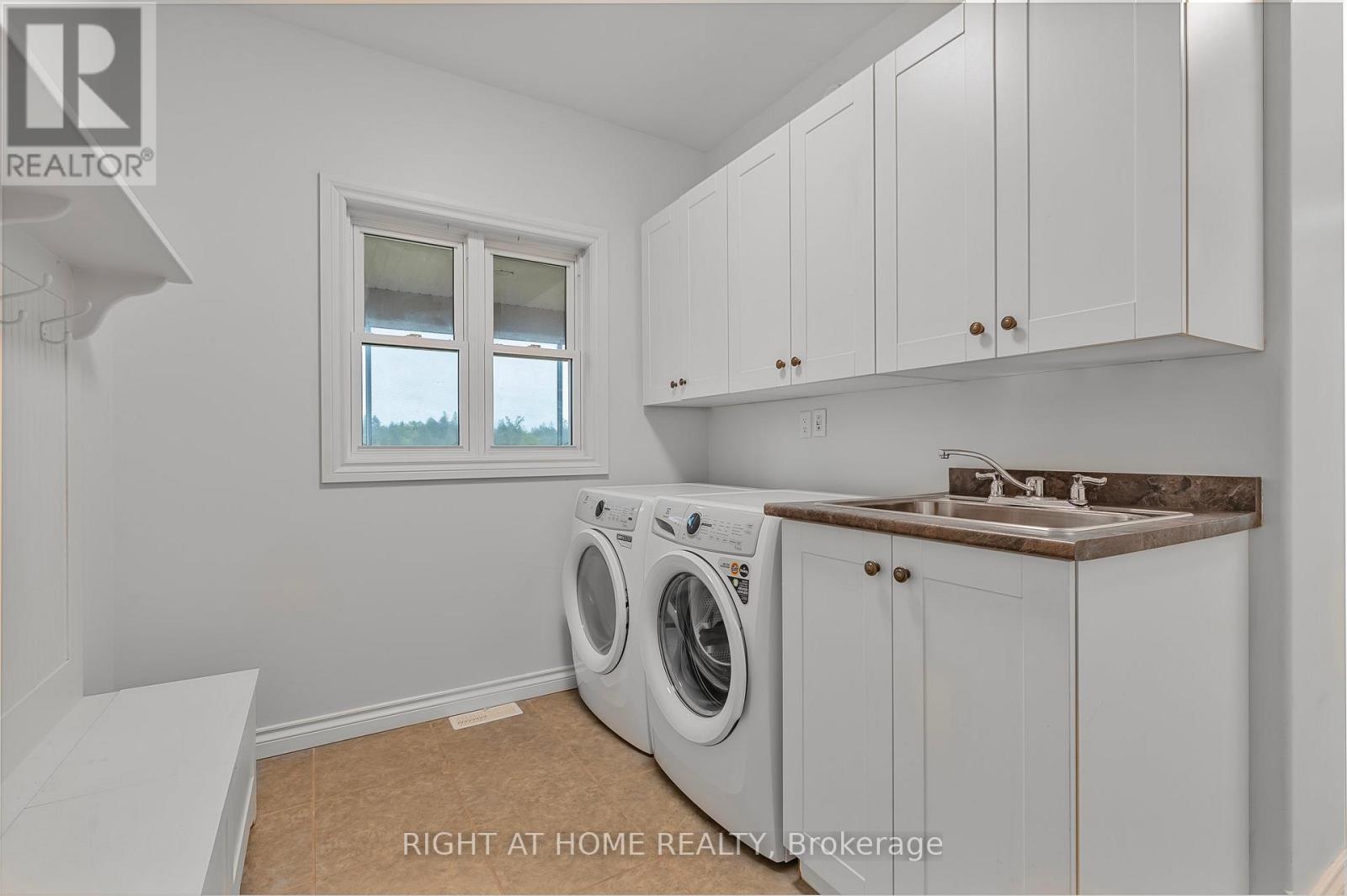 371 Digby Laxton Boundary Road, Kawartha Lakes, Ontario  K0M 2B0 - Photo 24 - X12210011