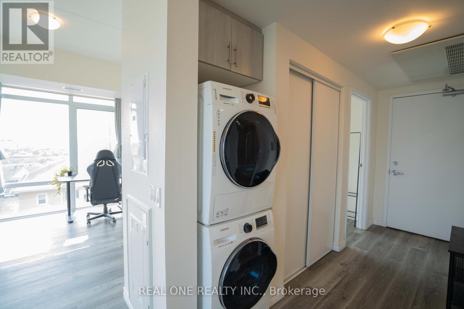 902 - 246 Lester Street, Waterloo, Ontario  N2L 0H1 - Photo 13 - X12210012
