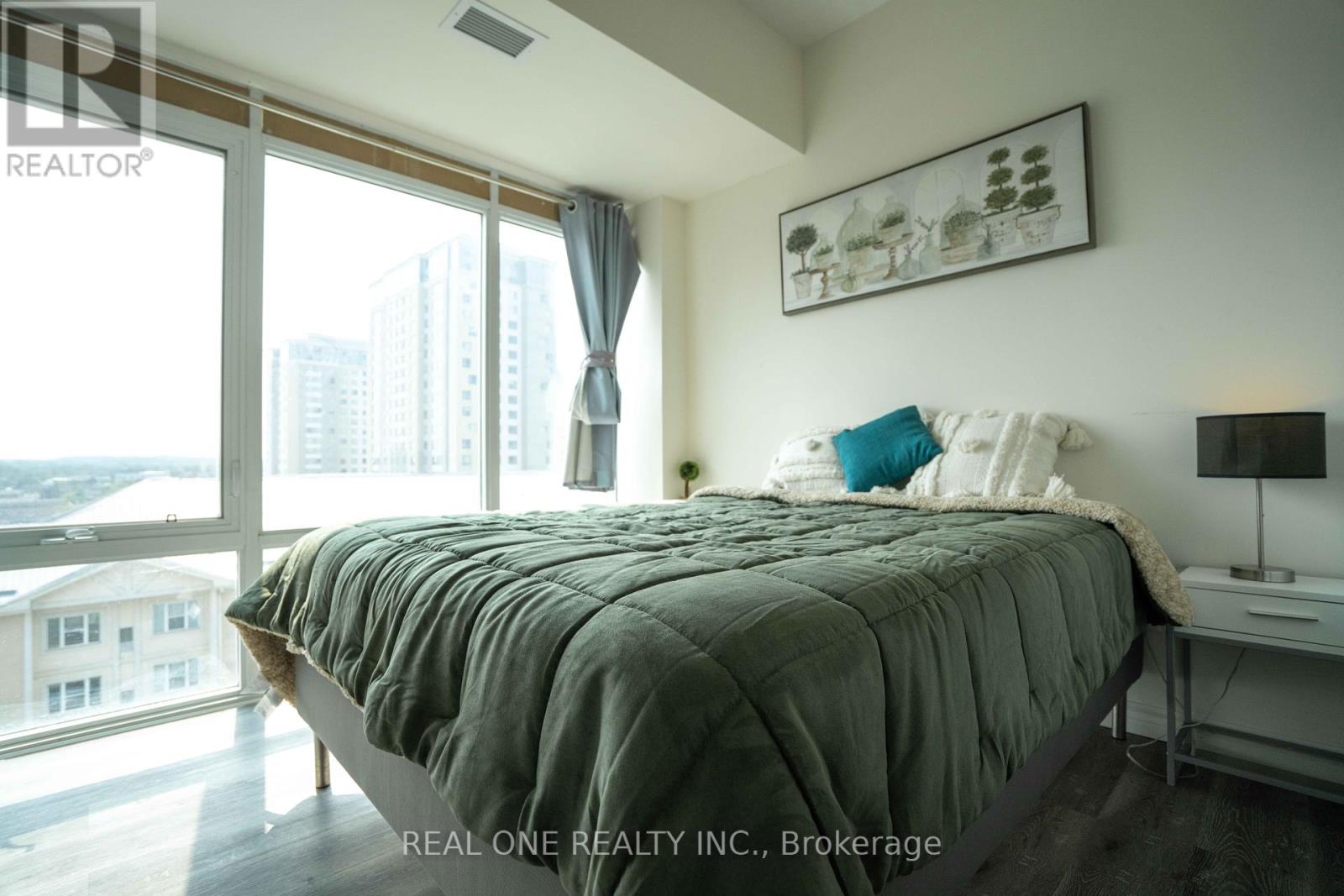 902 - 246 Lester Street, Waterloo, Ontario  N2L 0H1 - Photo 15 - X12210012