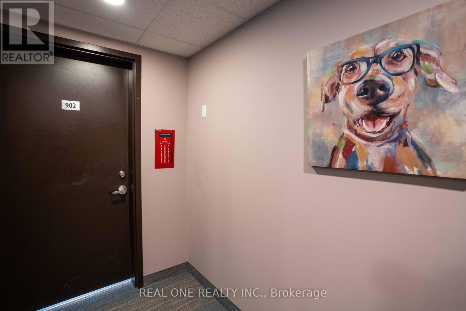 902 - 246 Lester Street, Waterloo, Ontario  N2L 0H1 - Photo 2 - X12210012