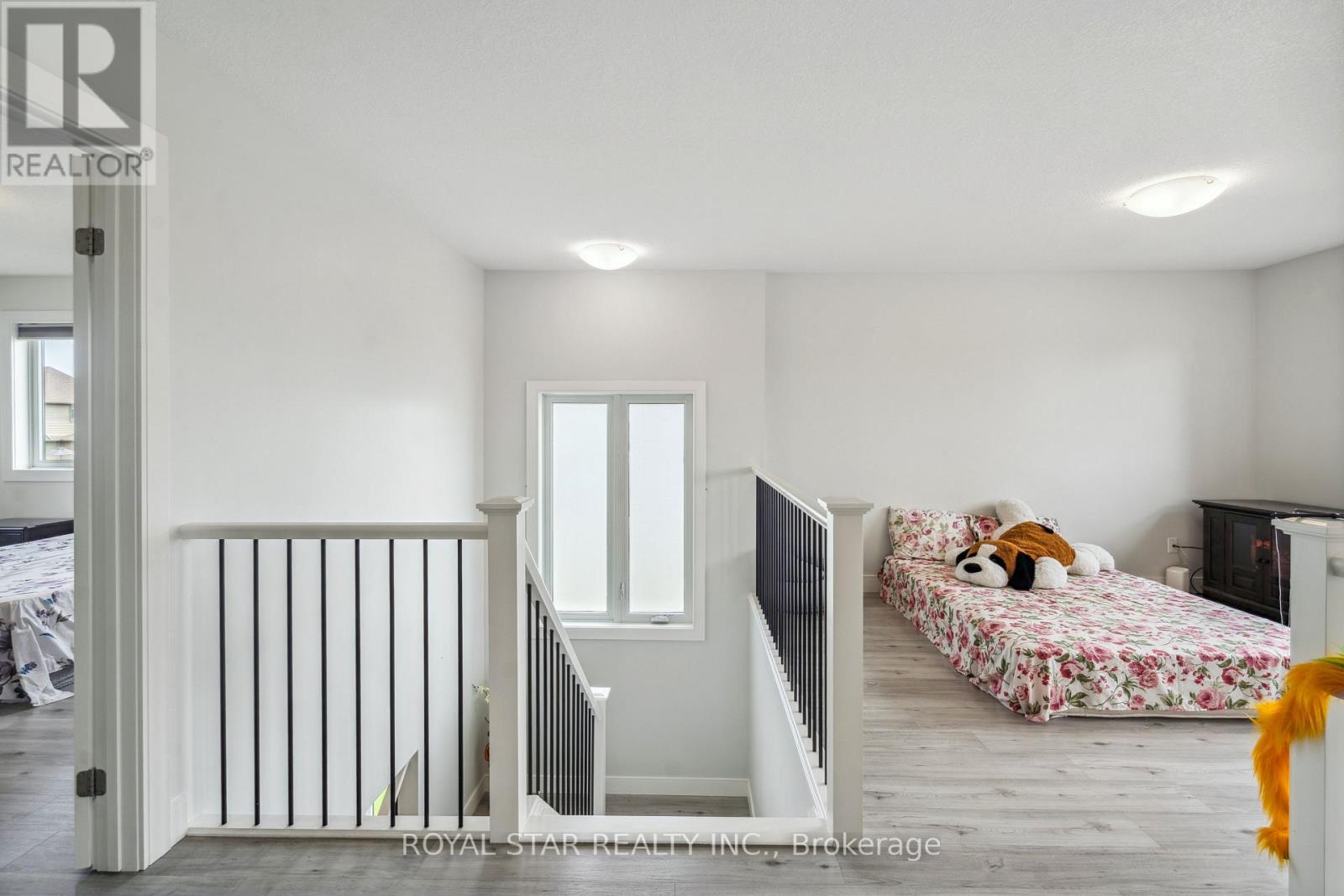 2 Statham Street, Strathroy-Caradoc (Se), Ontario  N7G 0H2 - Photo 23 - X12210159