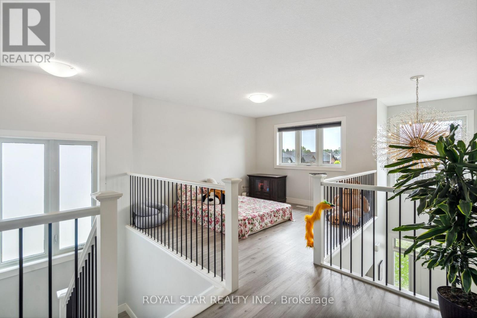 2 Statham Street, Strathroy-Caradoc (Se), Ontario  N7G 0H2 - Photo 24 - X12210159