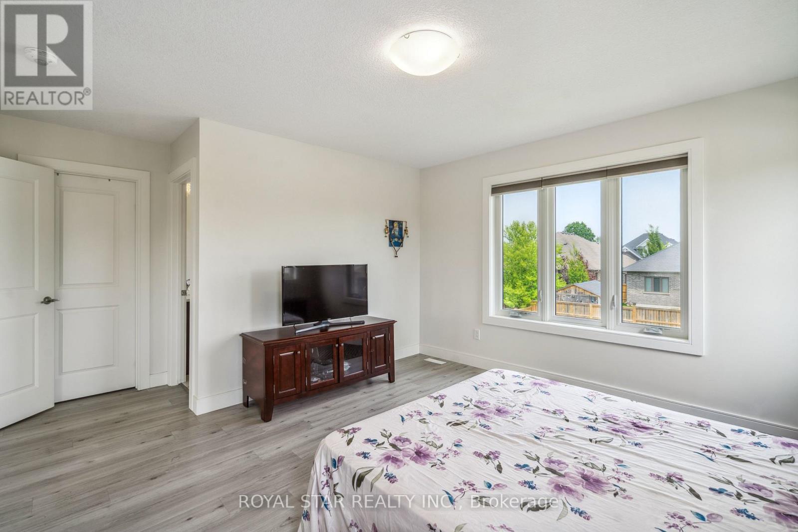 2 Statham Street, Strathroy-Caradoc (Se), Ontario  N7G 0H2 - Photo 27 - X12210159