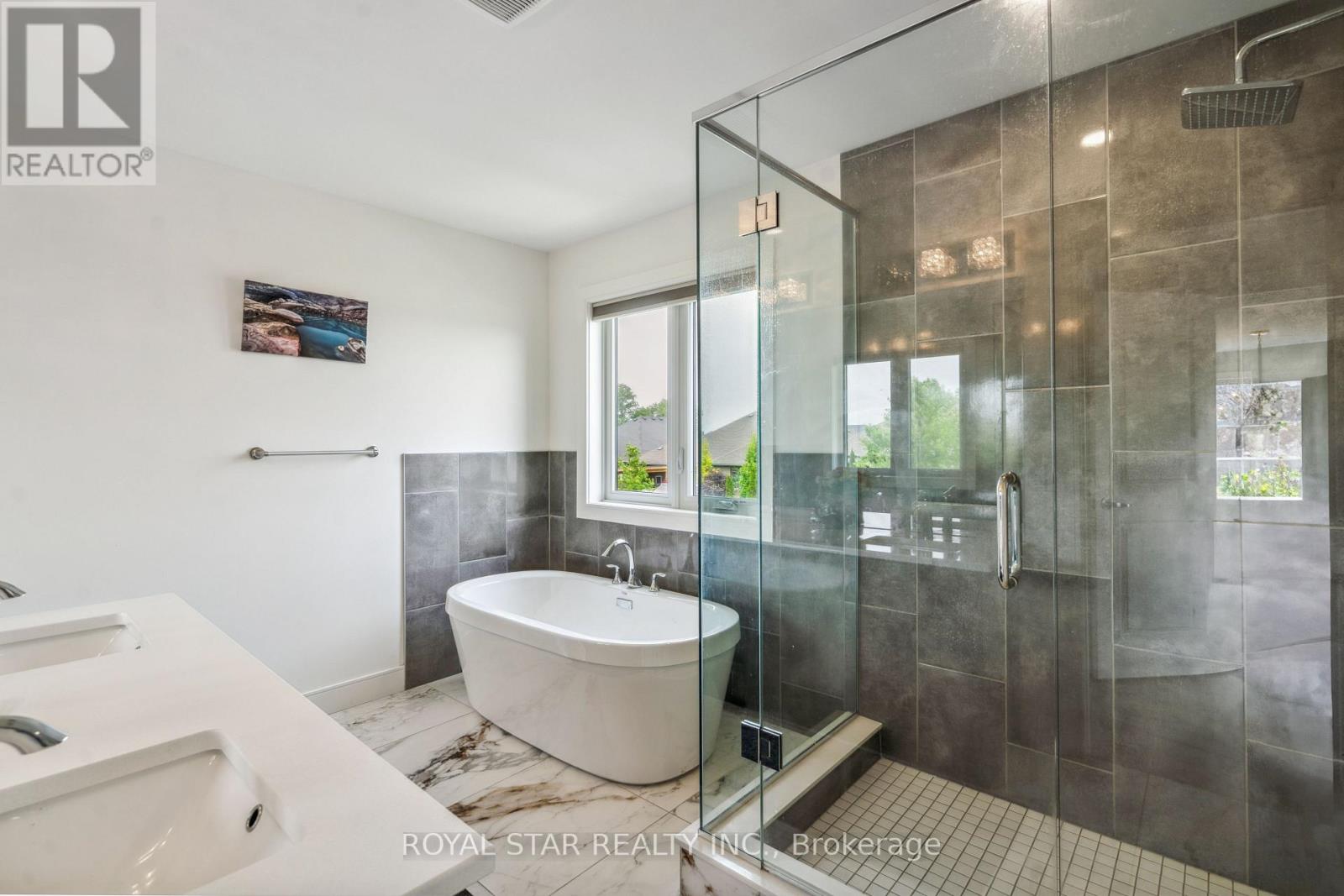 2 Statham Street, Strathroy-Caradoc (Se), Ontario  N7G 0H2 - Photo 30 - X12210159
