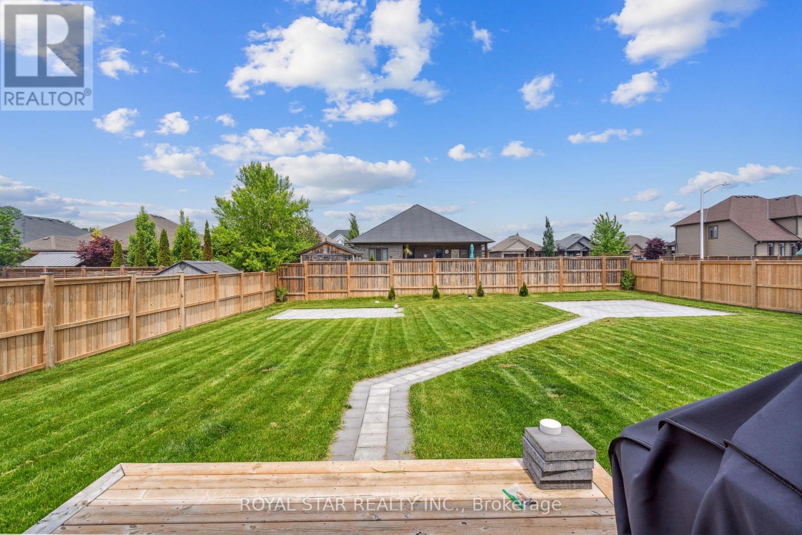 2 Statham Street, Strathroy-Caradoc (Se), Ontario  N7G 0H2 - Photo 42 - X12210159