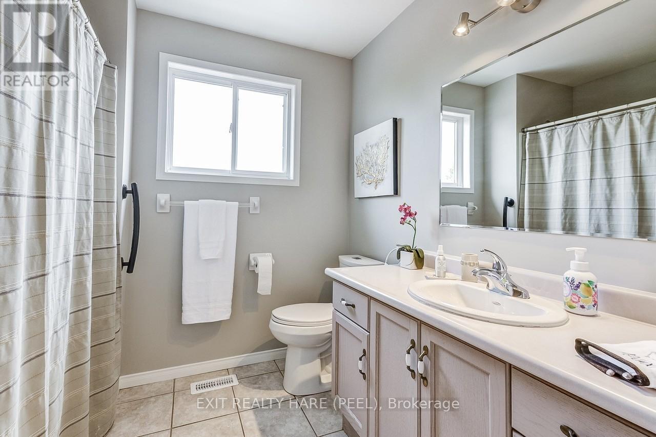 24 O' Connor Lane, Guelph (Grange Road), Ontario  N1E 7G5 - Photo 23 - X12210161