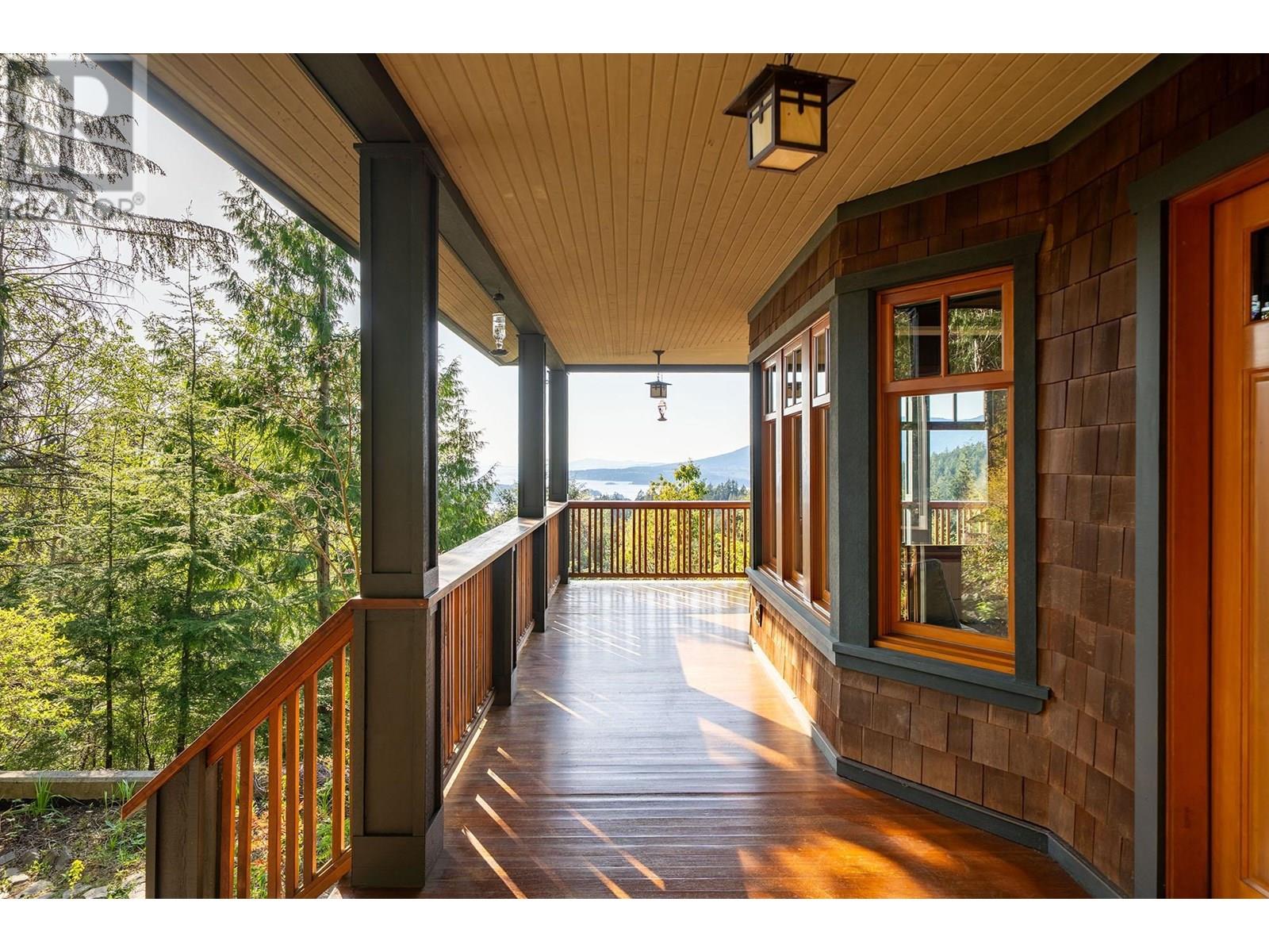 1335 Adams Road, Bowen Island, British Columbia  V0N 1G2 - Photo 2 - R3013598