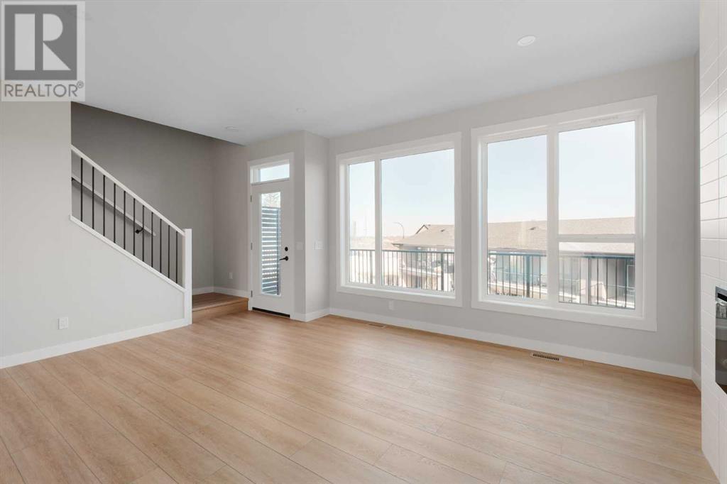 26 Sovereign Heights Sw, Calgary, Alberta  T3C 3Y3 - Photo 10 - A2227729