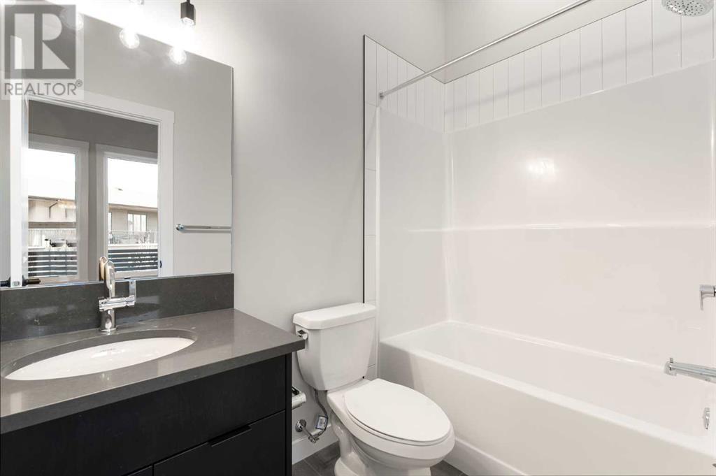 26 Sovereign Heights Sw, Calgary, Alberta  T3C 3Y3 - Photo 18 - A2227729