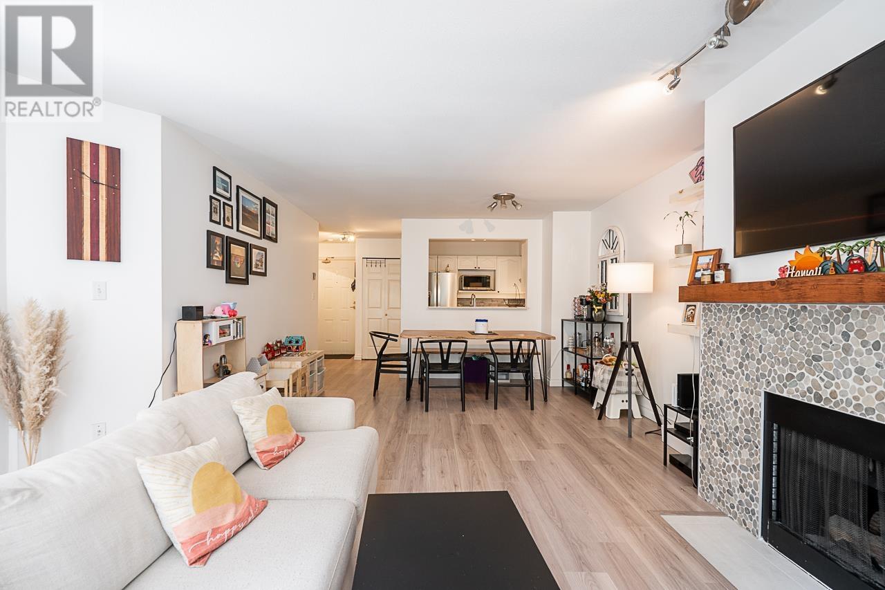 223 6707 Southpoint Drive, Burnaby, British Columbia  V3N 4V8 - Photo 8 - R3010858
