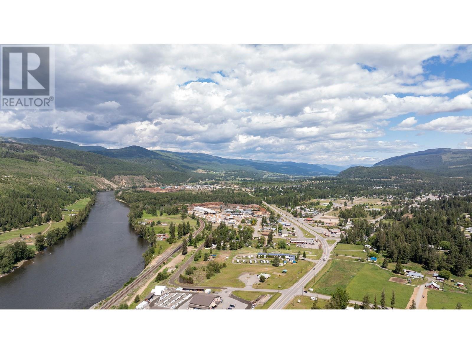 4254 Yellowhead Highway S, Barriere, British Columbia  V0E 1E0 - Photo 50 - 10349864