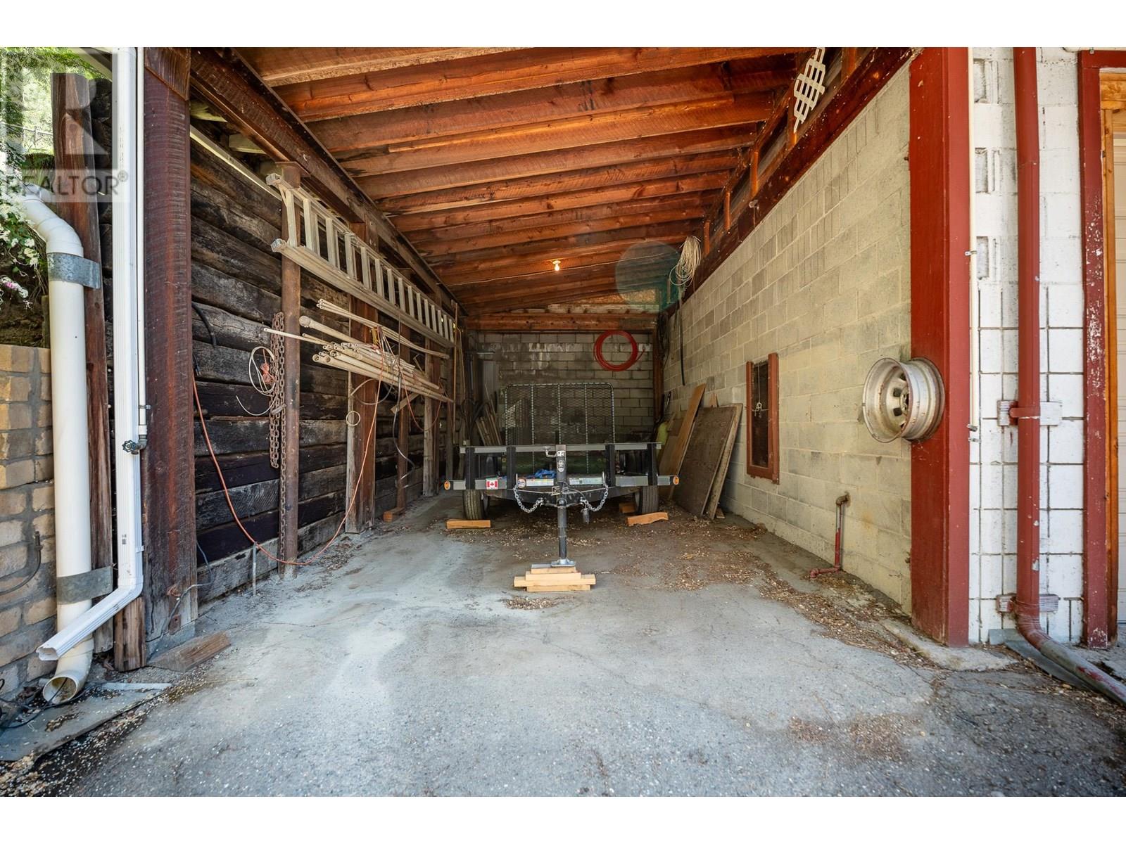 4254 Yellowhead Highway S, Barriere, British Columbia  V0E 1E0 - Photo 39 - 10349864