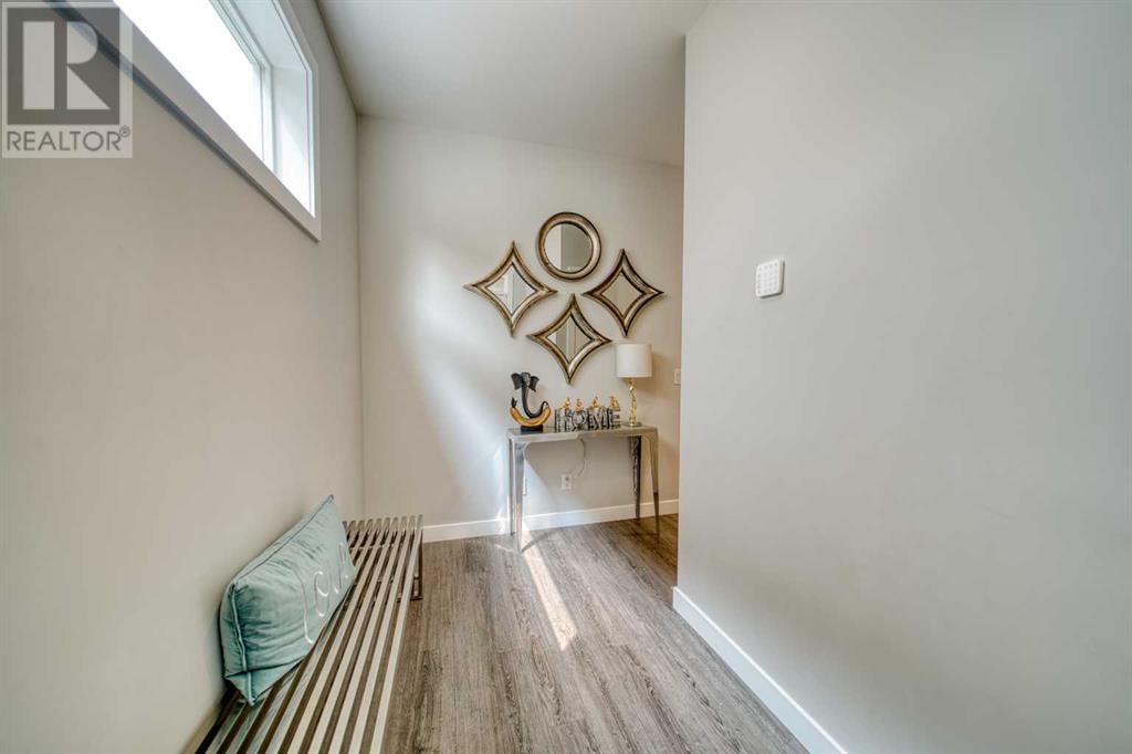 Property at 33 Masters Way SE image 3