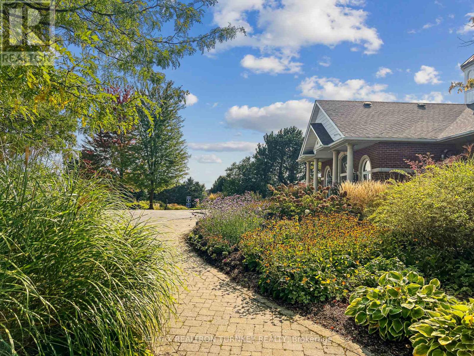 2 Suggs Lane, Whitchurch-Stouffville (Ballantrae), Ontario  L4A 0K6 - Photo 33 - N12102730