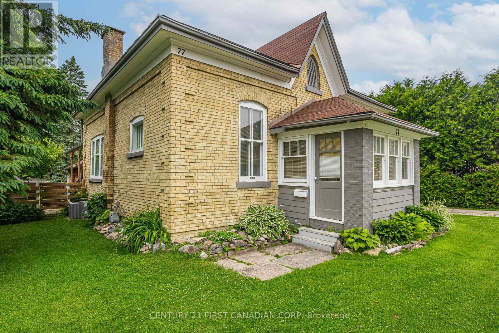 77 Main Street S, South Huron (Exeter), Ontario  N0M 1S3 - Photo 3 - X12210255
