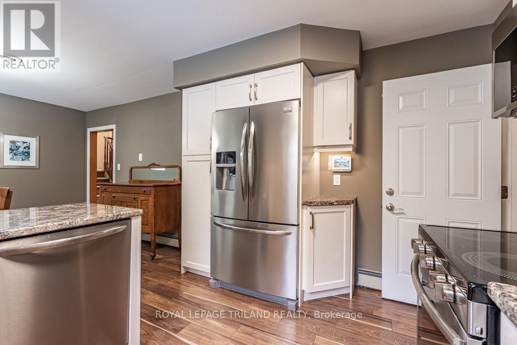 235 Union Street, Central Elgin, Ontario  N0L 1B0 - Photo 13 - X12210342